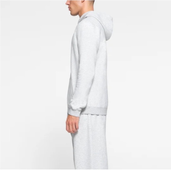 SKIMS Lounge Fleece Hoodie in Light Heather Gray Small NWT NEW Men - Picture 2 of 6